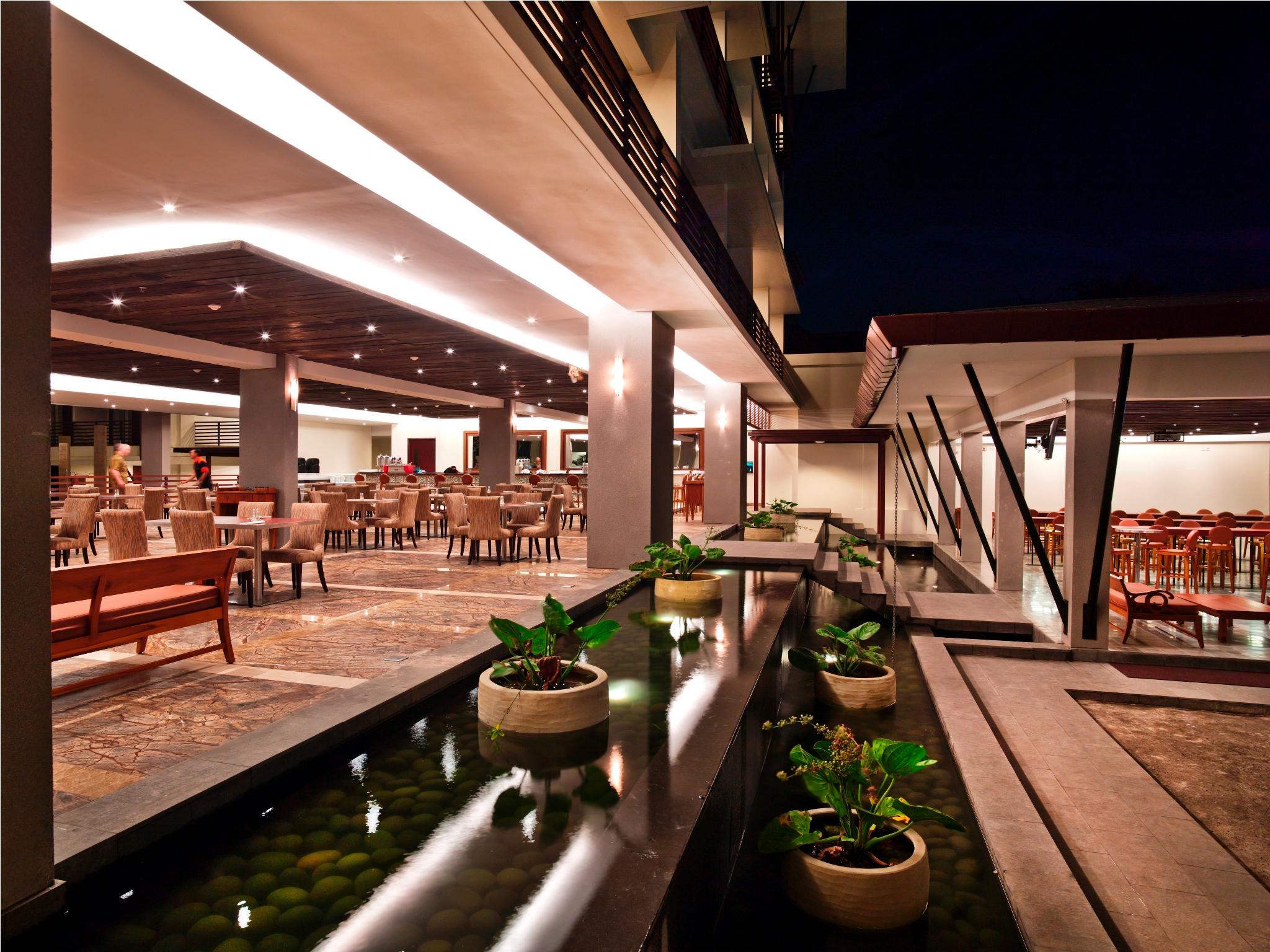 Sun Island Hotel & Spa Kuta Kuta Lombok Exterior foto
