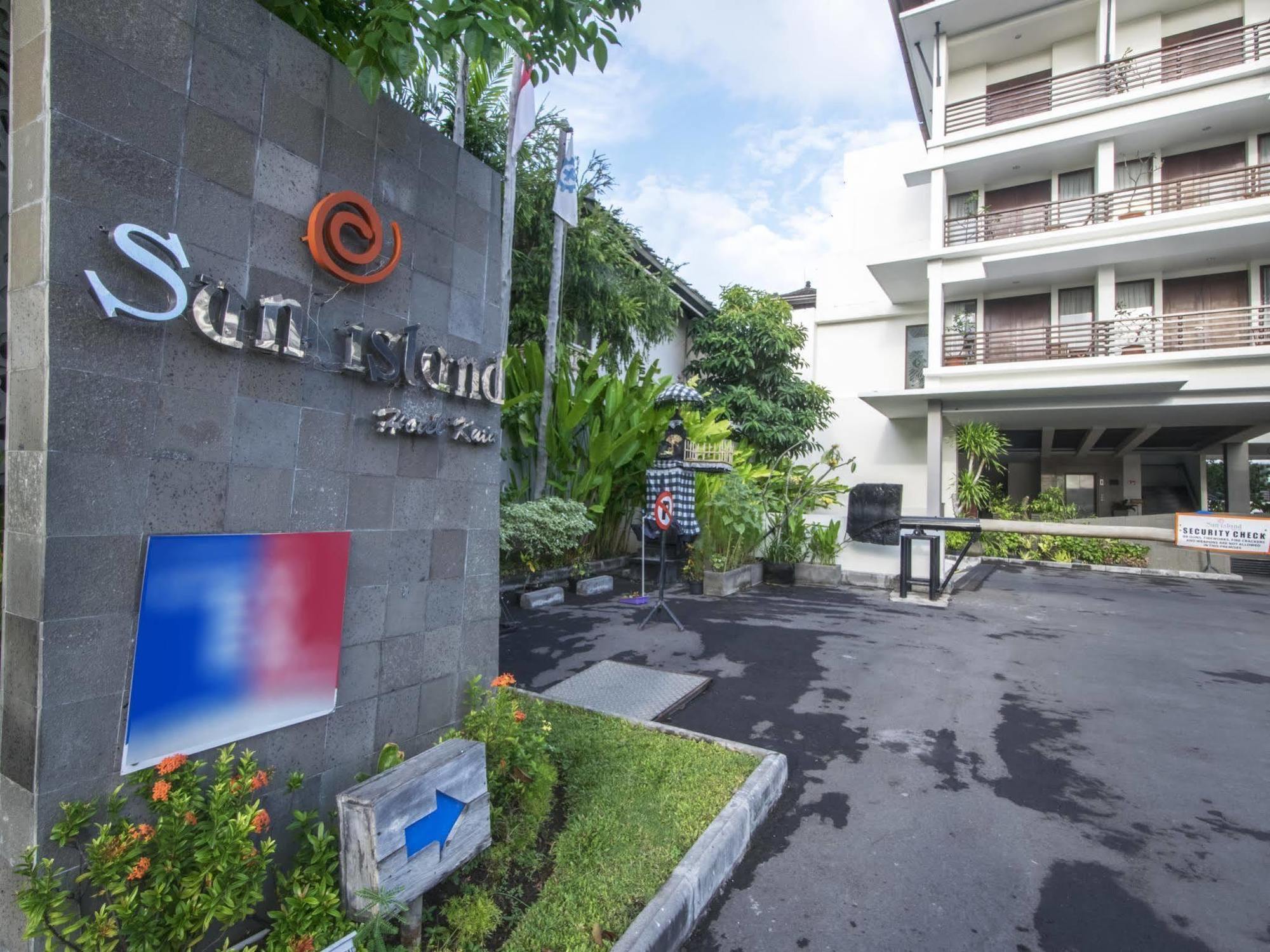 Sun Island Hotel & Spa Kuta Kuta Lombok Exterior foto